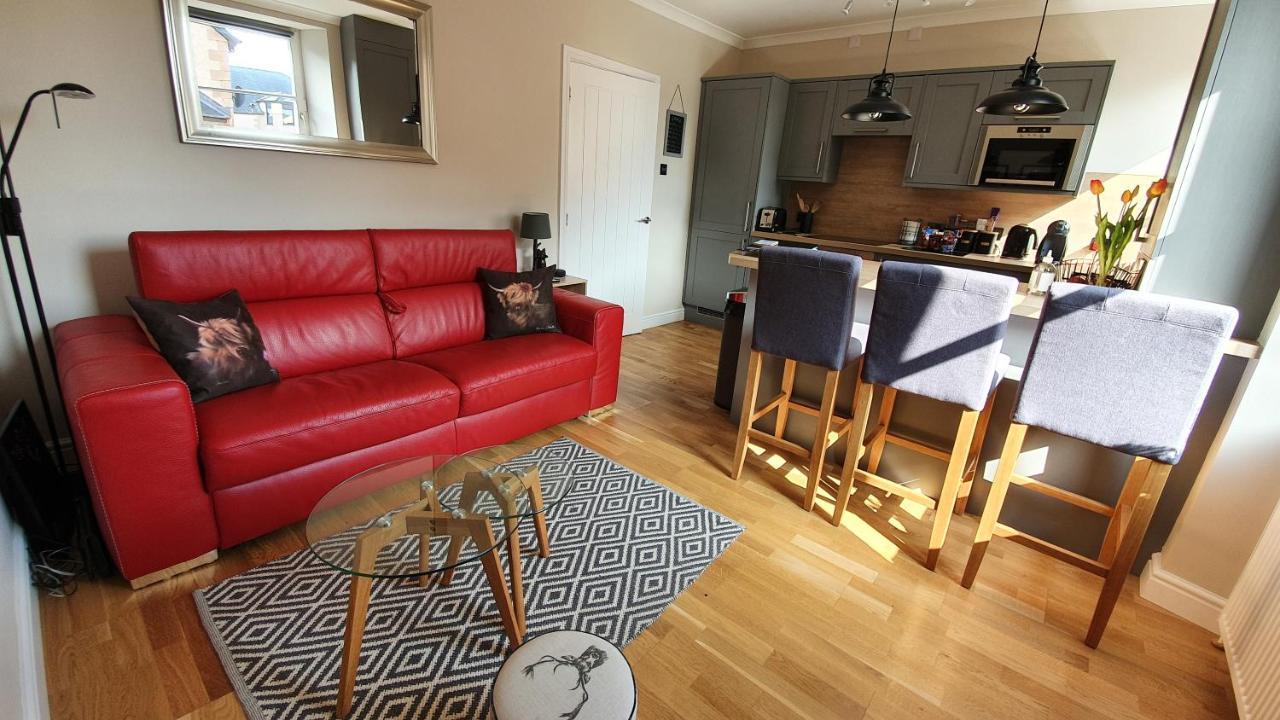 אינברנס Smart & Cozy Holiday Apartment In The City Centre מראה חיצוני תמונה