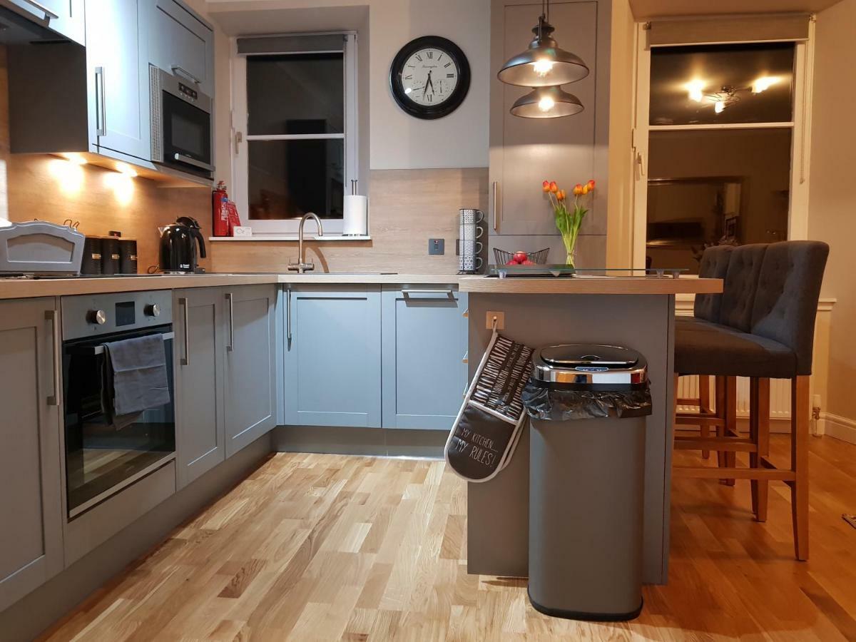 אינברנס Smart & Cozy Holiday Apartment In The City Centre מראה חיצוני תמונה