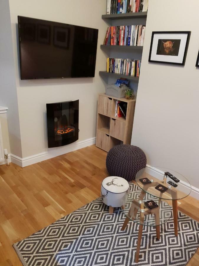 אינברנס Smart & Cozy Holiday Apartment In The City Centre מראה חיצוני תמונה