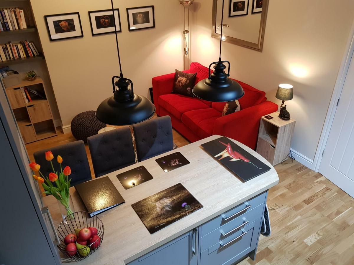 אינברנס Smart & Cozy Holiday Apartment In The City Centre מראה חיצוני תמונה